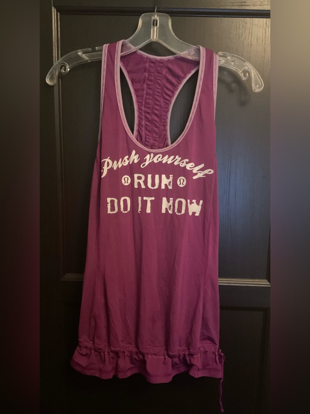 Lulu Run Energy Tank Size 6 Rare “Push Yourself RUN Do It Now” Plum Purple EUC